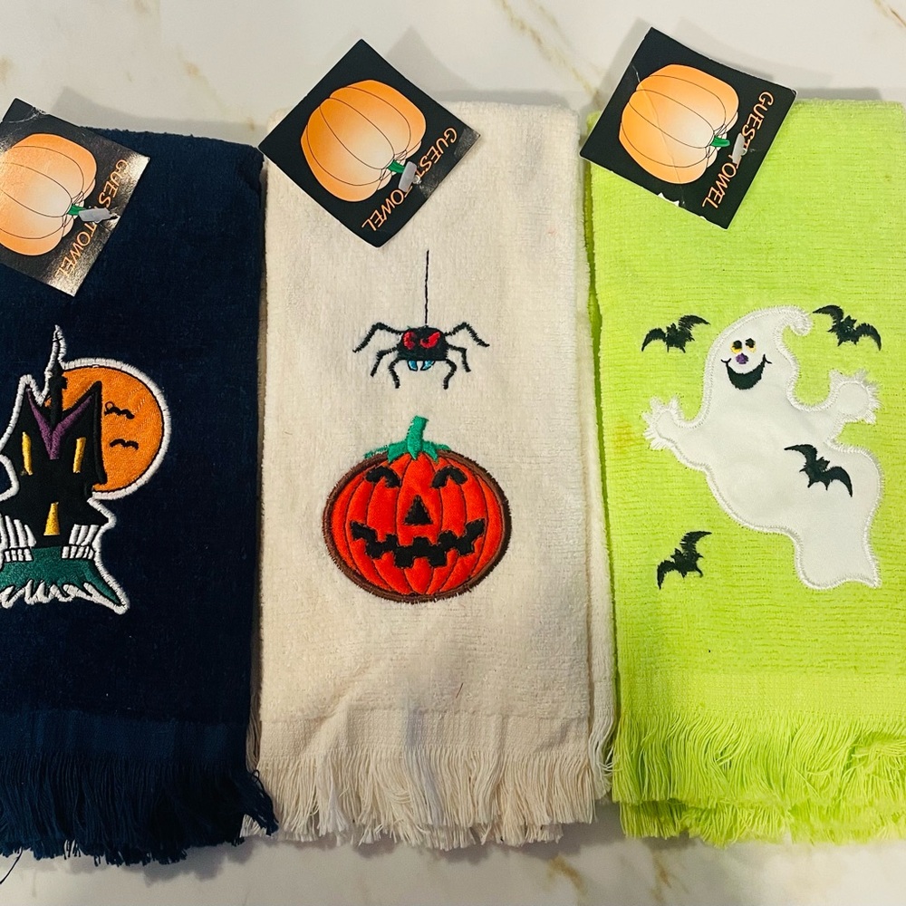 Halloween Hand Towels - Black, White, and Green